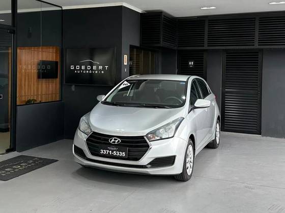 HYUNDAI HB20 1.0 COMFORT 12V FLEX 4P MANUAL